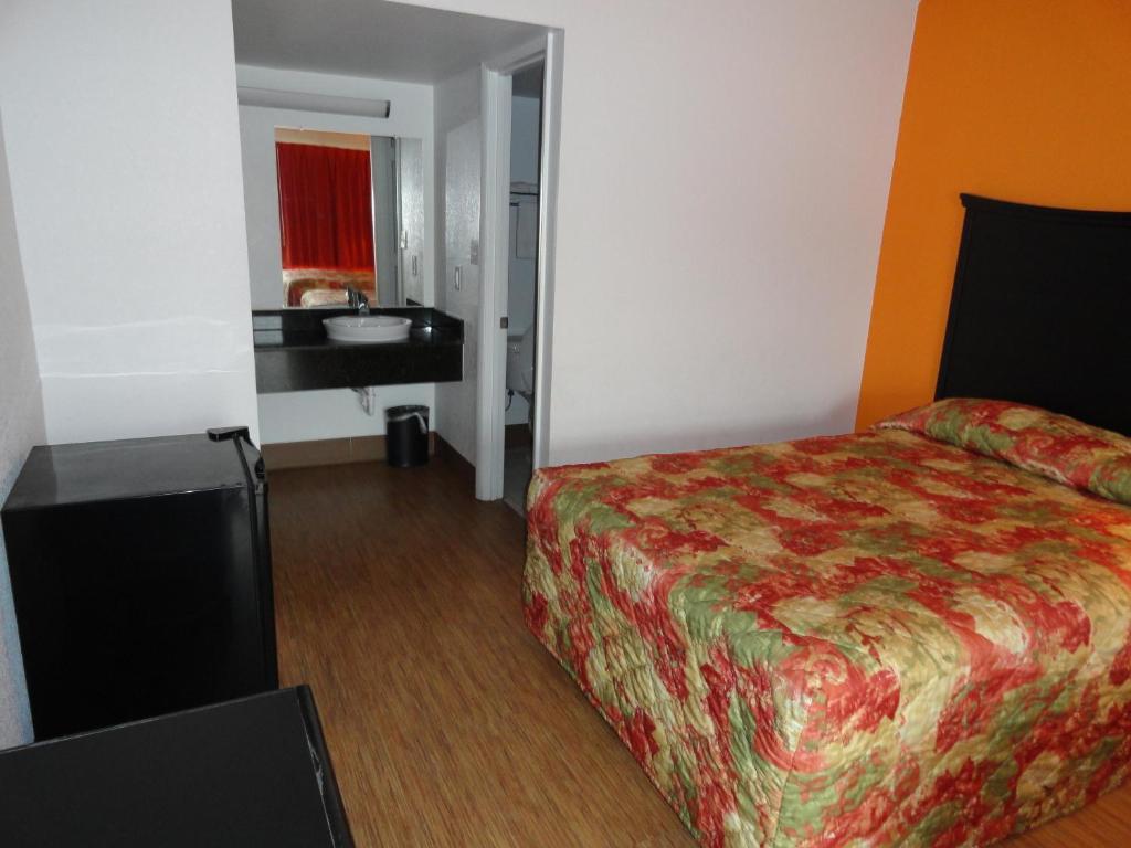 Econo Lodge Metropolis Camera foto